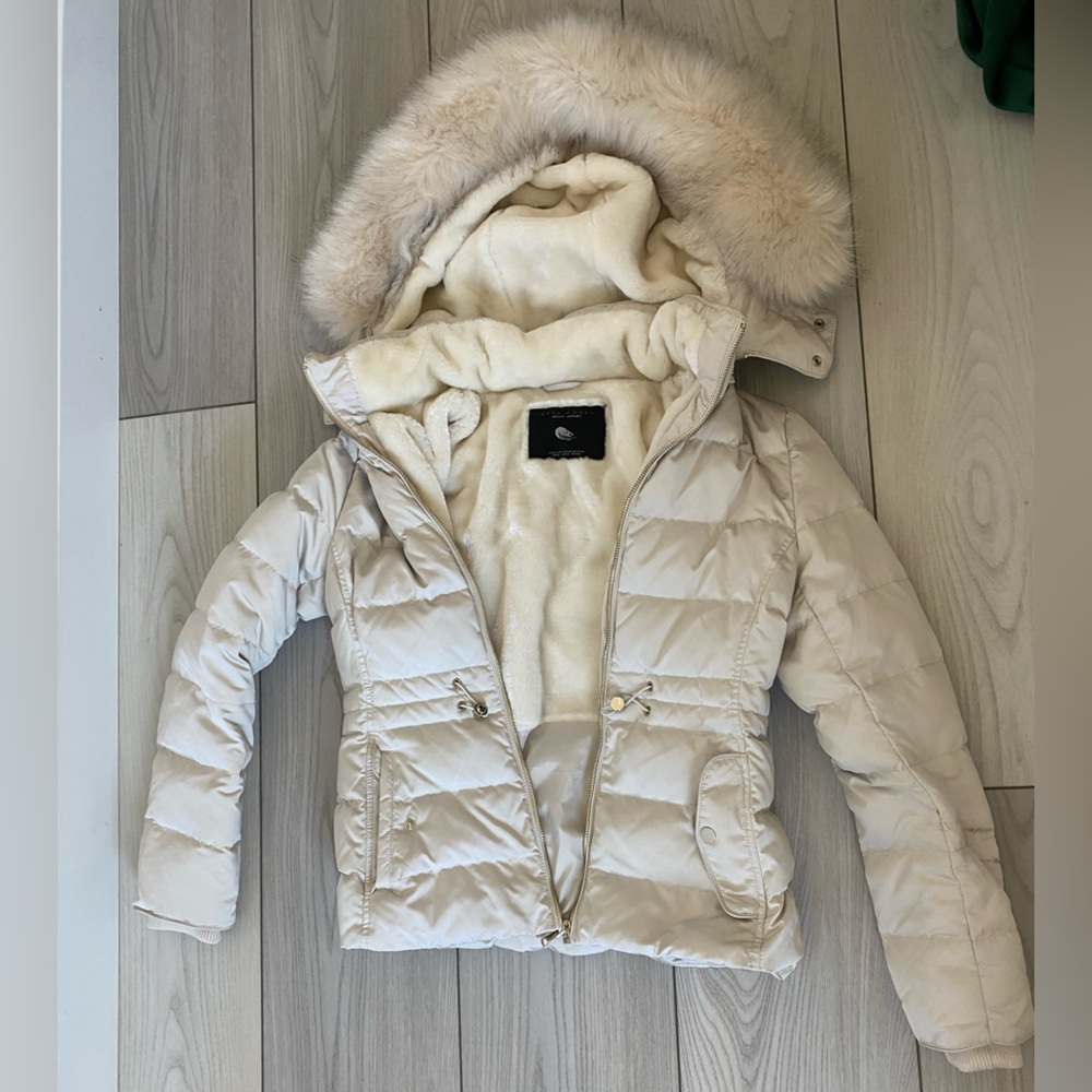 NEW ZARA DOWN COAT